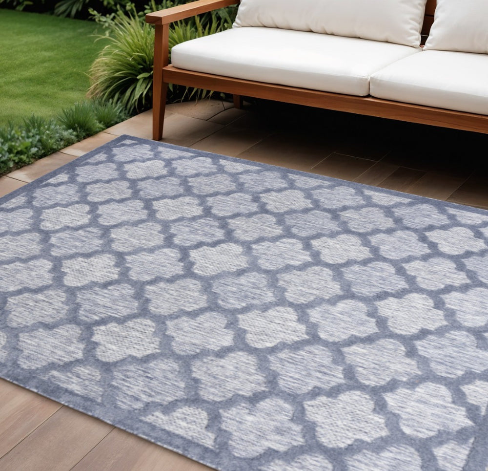HomeRoots 6' Stylish Blue Geometric Flatweave Area Rug – Durable, Easy Care for Indoor & Outdoor Spaces 7' X 10' 522145