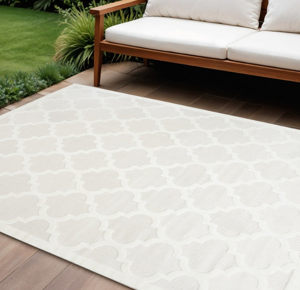 HomeRoots 8' X 10' Cream Indoor Outdoor Area Rug - Stylish, Durable, and Easy-Care for Modern Living Spaces 522148