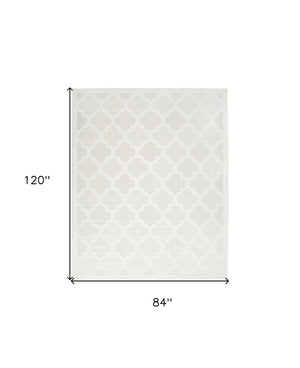 Homeroots 7' X 10' Ivory And White Indoor Outdoor Area Rug  Polypropylene 522149