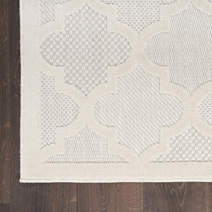 HomeRoots 6' x 9' Geometric Flatweave Area Rug – Stylish Turkish Craftsmanship for High-Traffic Spaces & Decor Cream 522150