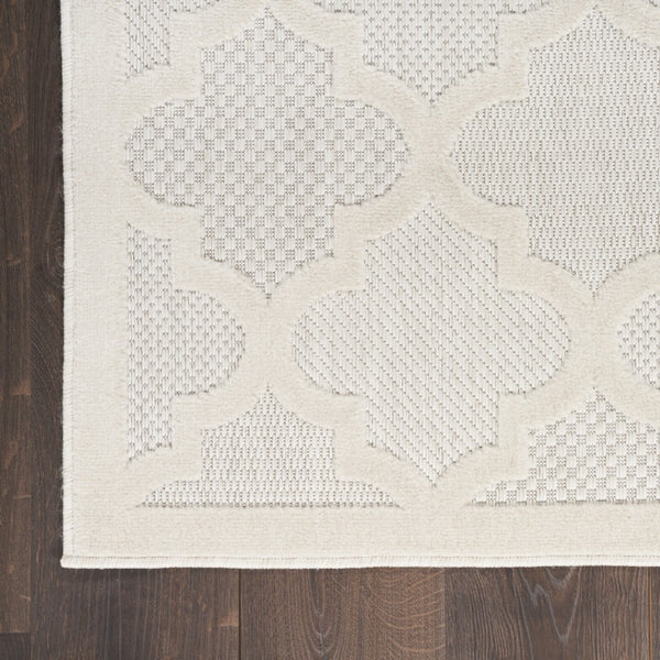 HomeRoots 6' x 9' Geometric Flatweave Area Rug – Stylish Turkish Craftsmanship for High-Traffic Spaces & Decor Cream 522150