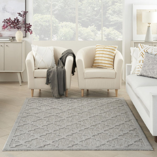 HomeRoots 6' x 9' Geometric Flatweave Area Rug – Stylish Turkish Craftsmanship for High-Traffic Spaces & Decor Gray 522151