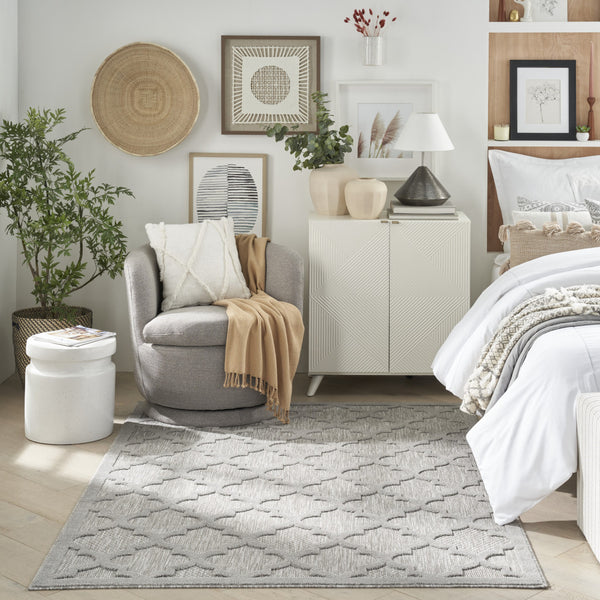 Homeroots 6' X 9' Gray Geometric Flatweave Area Rug  Polypropylene 522151