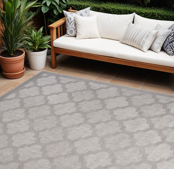 Homeroots 9' X 12' Gray And Silver Indoor Outdoor Area Rug  Polypropylene 522153