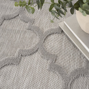 HomeRoots 7' Gray Indoor Outdoor Area Rug - Durable, Weather-Resistant, Easy-Care Design for Versatile Spaces 8' X 10' 522154