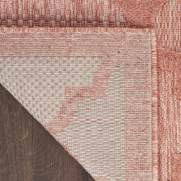 HomeRoots 6' Coral Orange Area Rug - Modern Geometric Design for Indoor & Outdoor Spaces, 6' x 9' Versatile Style 522160