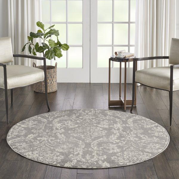 Homeroots 5' Gray Round Damask Power Loom Area Rug  Polypropylene 522186