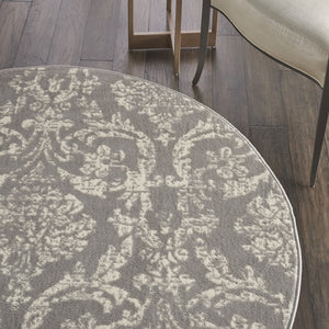 Homeroots 5' Gray Round Damask Power Loom Area Rug  Polypropylene 522186