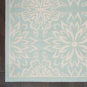 Homeroots 5' X 7' Blue And Ivory Floral Medallion Power Loom Area Rug  Polypropylene 522196