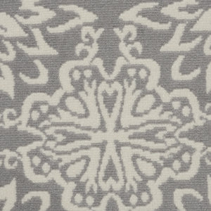 Homeroots 5' Gray Round Floral Power Loom Area Rug  Polypropylene 522206