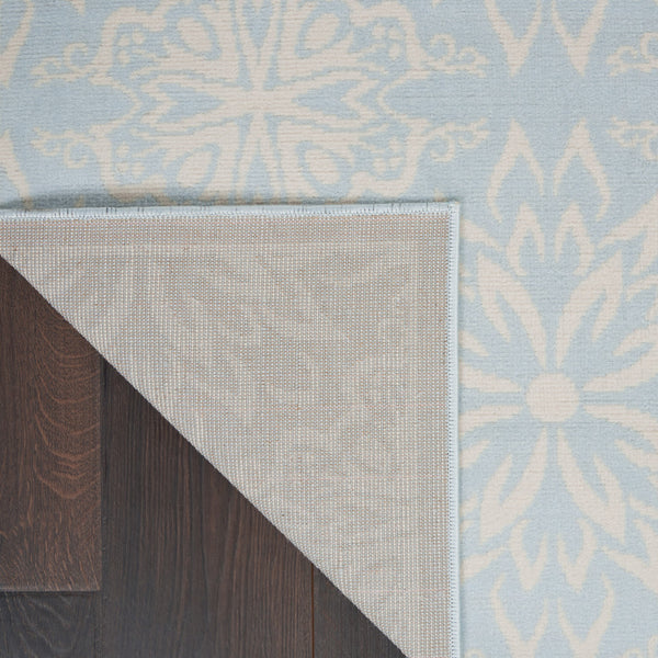 Homeroots 5' X 7' Light Blue Floral Power Loom Area Rug  Polypropylene 522211