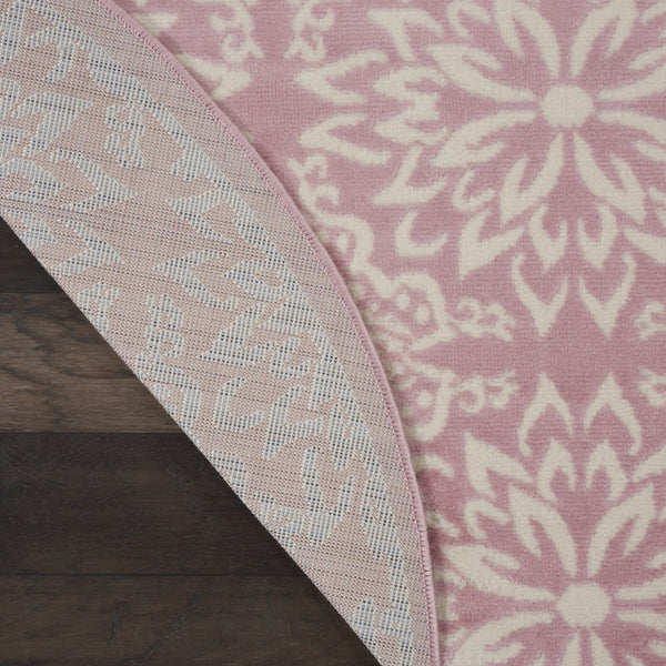 Homeroots 5' Pink Round Floral Power Loom Area Rug  Polypropylene 522219