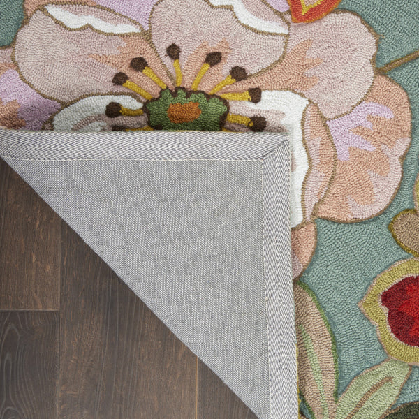 Homeroots 4' X 6' Green Floral Hand Hooked Handmade Area Rug  Polypropylene 522230