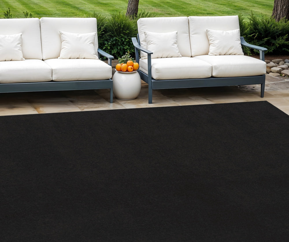 Homeroots 8' X 11' Black Indoor Outdoor Area Rug  Polypropylene 522278