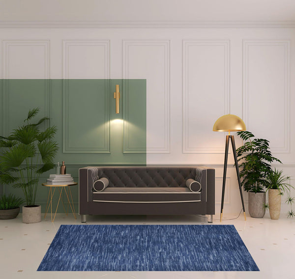 Homeroots 5' X 8' Navy Blue Power Loom Area Rug  Polypropylene 522323