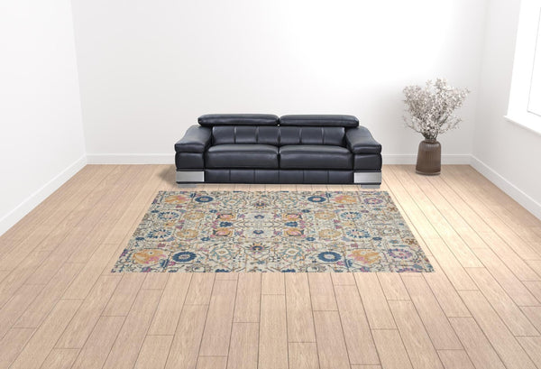 HomeRoots 9' Cream Floral Area Rug - Timeless Elegance and Cozy Comfort for Your Home Decor Needs 9' X 12' Rectangle 522411