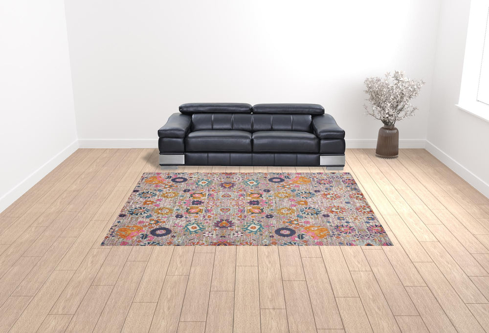 Homeroots 9' X 12' Gray Floral Power Loom Area Rug  Polypropylene 522416