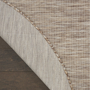 Homeroots 6' Beige Round Power Loom Area Rug  Polypropylene 522450