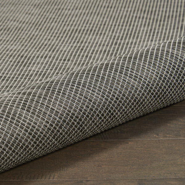 Homeroots 6' Charcoal Round Power Loom Area Rug  Polypropylene 522504