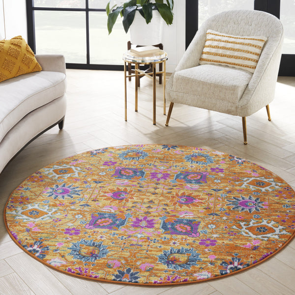 Homeroots 5' Gold Round Floral Power Loom Area Rug  Polypropylene 522532