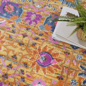 Homeroots 5' Gold Round Floral Power Loom Area Rug  Polypropylene 522532