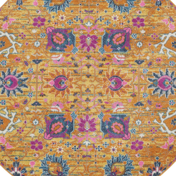 Homeroots 5' Gold Round Floral Power Loom Area Rug  Polypropylene 522532