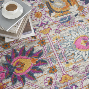 Homeroots 8' Gray Round Floral Power Loom Area Rug  Polypropylene 522540