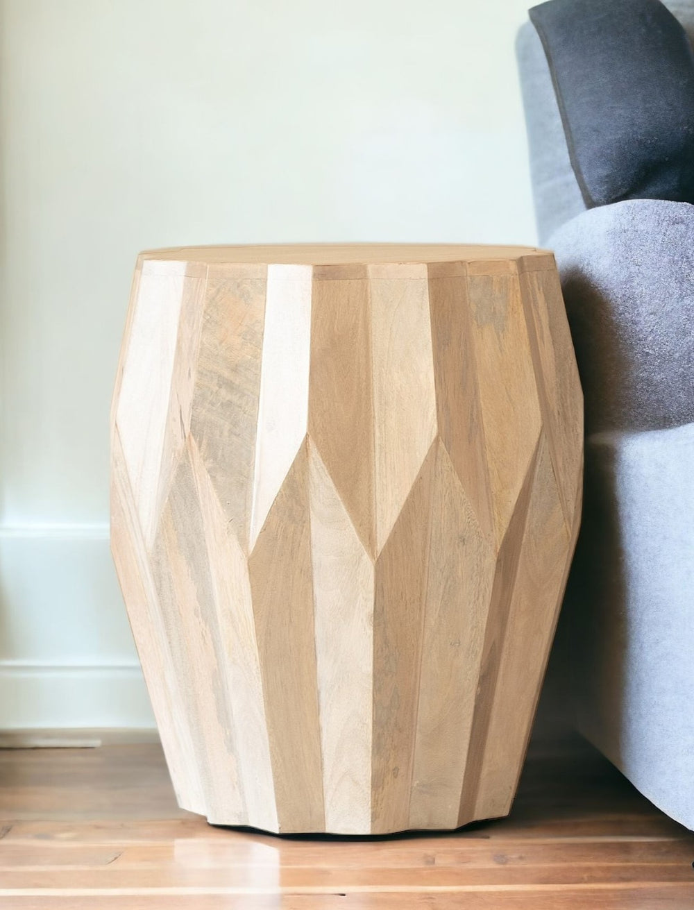 HomeRoots 23" Natural Solid Wood Round Drum End Table - Rustic Accent Table for Living Room & Bedroom Decor 523984