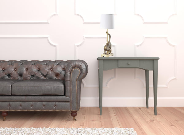 Homeroots 24" Gold Monkey Table Lamp With White Drum Shade   524262