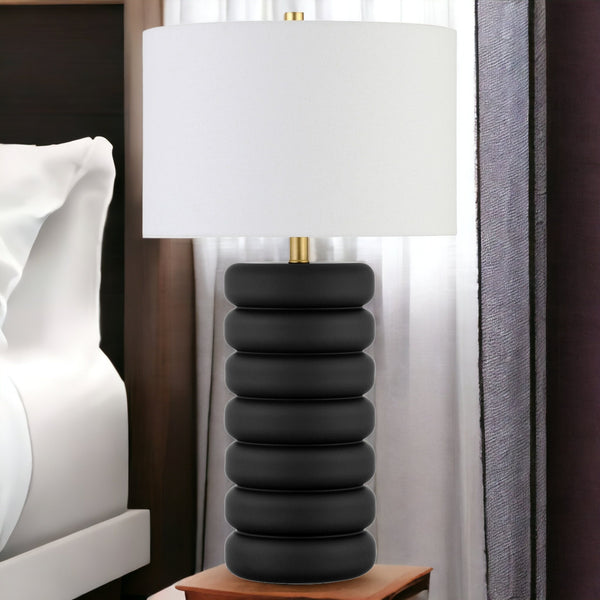 Homeroots 25" Black Ceramic Table Lamp With White Drum Shade   524440