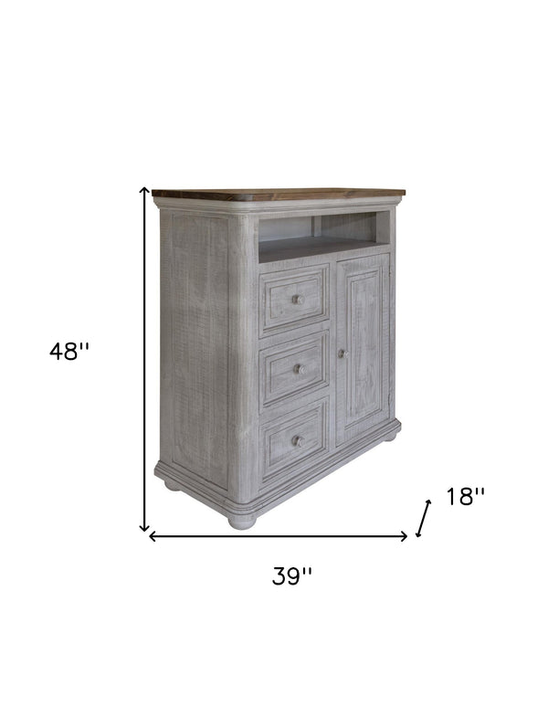 Homeroots 39" Gray Solid Wood Three Drawer Chest  Solid Wood 524586