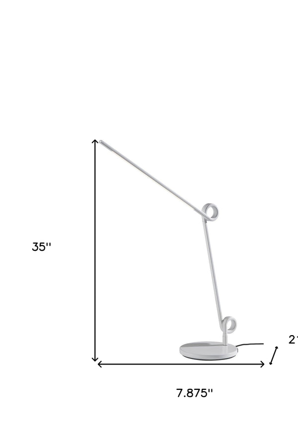 Homeroots 35" White Metal Novelty Desk Table Lamp   524640