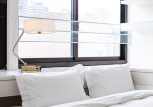 Homeroots 20" Brown Metal Two Light Lantern Desk Usb Table Lamp With White Drum Shade   524743