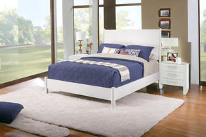 Homeroots White Wood California King Bed Frame  Wood 524822