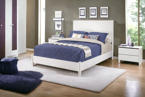 Homeroots White Wood California King Bed Frame  Wood 524822