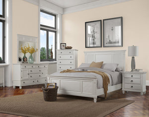 HomeRoots White Ribbed Solid Wood King Bed Frame – Elegant Pine Design for Timeless Comfort & Style 524846