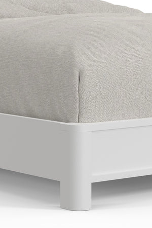 HomeRoots White Ribbed Solid Wood Queen Bed Frame – Elegant Durable Mahogany Design for Timeless Bedroom Style 524848
