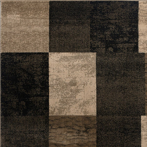 Homeroots 5' Beige And Brown Geometric Distressed Round Rug  Olefin 524920