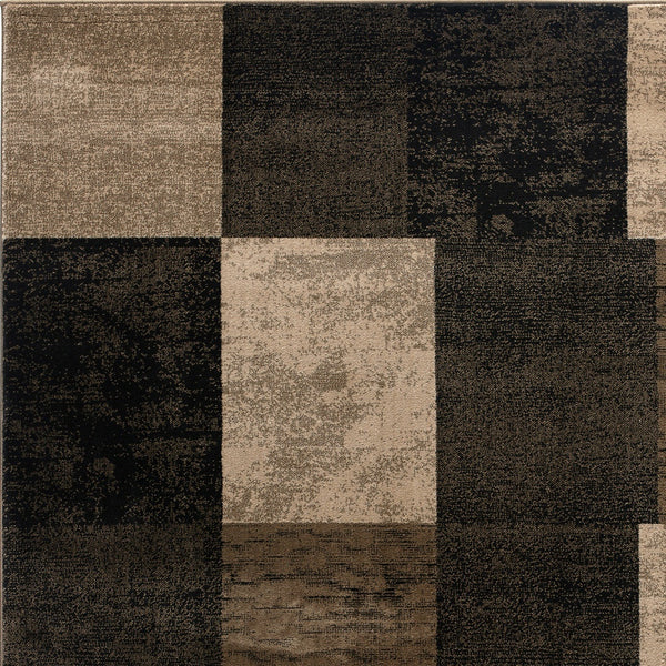 Homeroots 5' Beige And Brown Geometric Distressed Round Rug  Olefin 524920