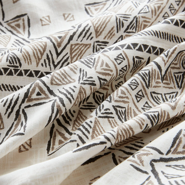 English Elm Full/Queen Boho Printed 4-Piece Duvet Cover Set with Chenille Trim, Geo Print, Throw Pillow Included - OEKO-TEX Certified B035P148371