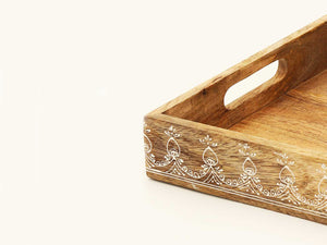 Homeroots Set Of Three Natural Rectangular Solid Wood Floral Handmade Serving Tray With Handles   526350