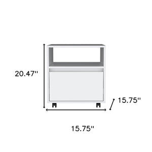 HomeRoots Three Piece White Bedroom Set - Modern Minimalist Ensemble with Ample Storage for Stylish Organization 526358