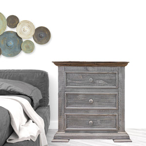 Homeroots 32" Gray Three Drawer Nightstand   527065