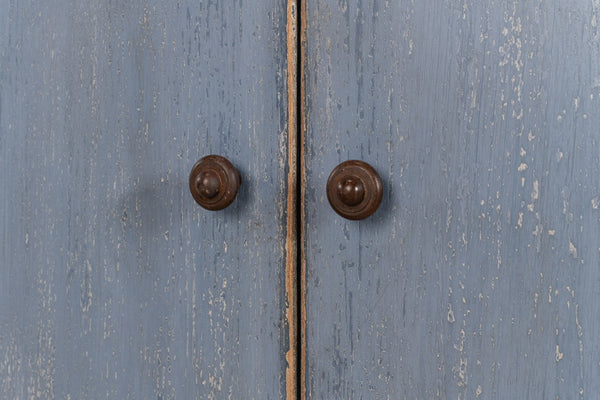 Sarreid Columns Bowfront Sideboard In Robins Egg Blue - Stylish Reclaimed Pine With 2 Removable Shelves Blue  52755