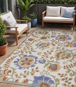 Homeroots 5' X 7' Ivory And Blue Indoor Outdoor Area Rug  Polypropylene 527614