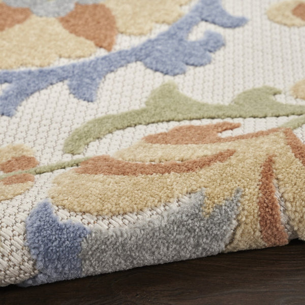 HomeRoots 5' Indoor Outdoor Area Rug - Elegant Ivory & Blue Floral Design, Stain Resistant & Easy Care! 527614