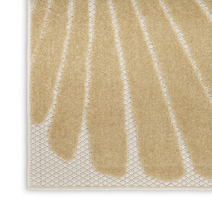 HomeRoots 5' Coastal Starfish Area Rug in Ivory, Orange & Blue – Durable, Easy-Care for Indoor/Outdoor Use 527629