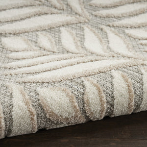 HomeRoots 8' Floral Indoor Outdoor Area Rug - Stylish Gray and Ivory Design for Patios, Kitchens, and More 8' Round Round 527646
