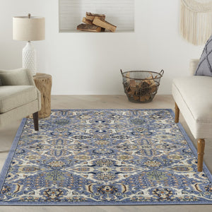 Homeroots 4' X 6' Green And Ivory Floral Power Loom Area Rug - Elegant Design For Stylish Living Spaces 4' X 6' Polypropylene 527671