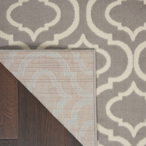 Homeroots 6' X 9' Gray Moroccan Power Loom Area Rug  Polypropylene 527688